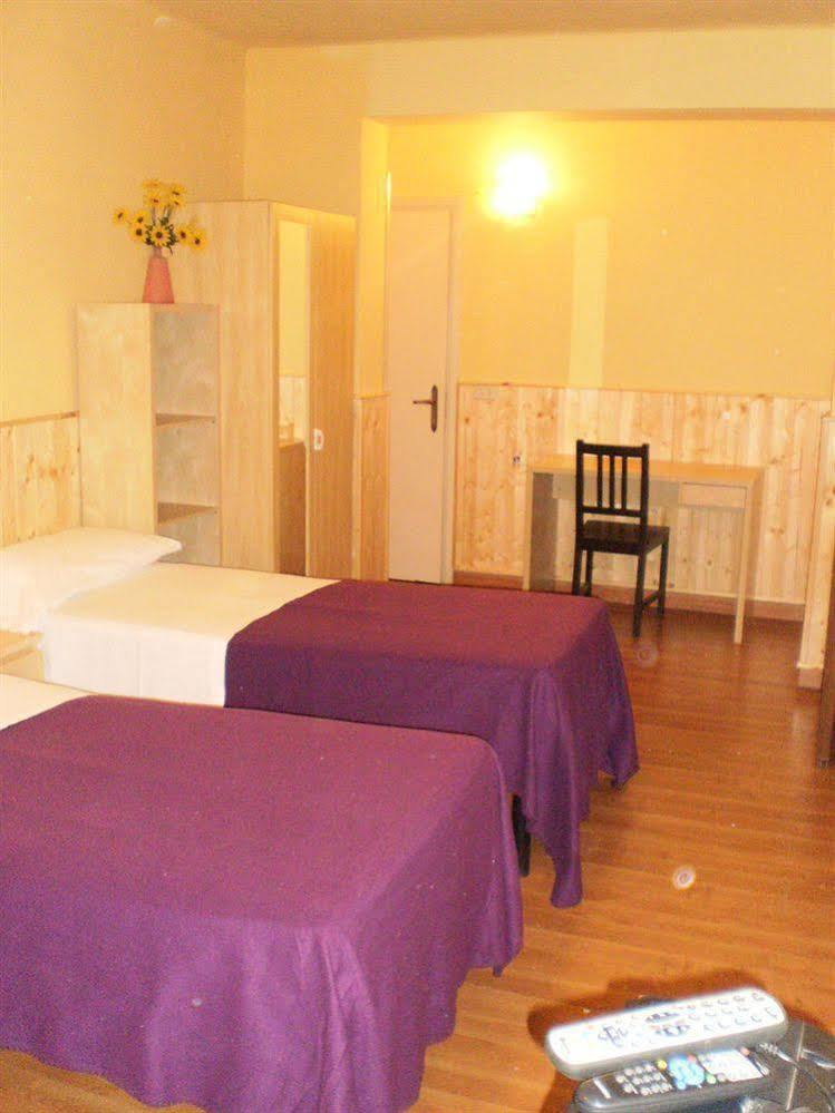 Hotel Ariosto Centro Storico Reggio Emilia Exteriör bild