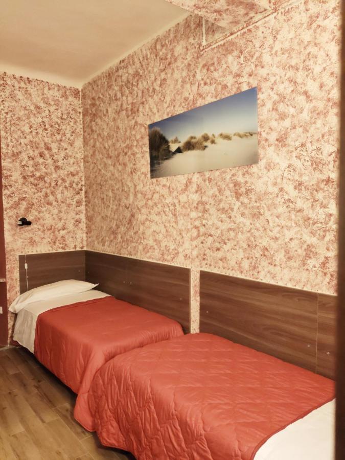 Hotel Ariosto Centro Storico Reggio Emilia Exteriör bild