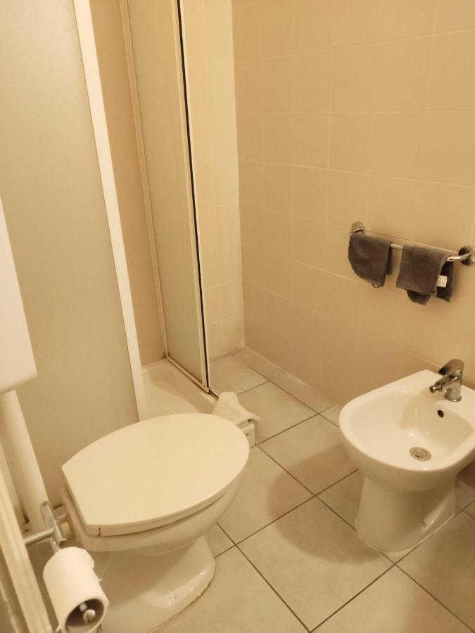 Hotel Ariosto Centro Storico Reggio Emilia Exteriör bild