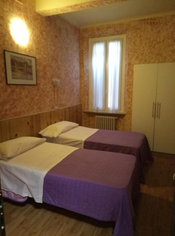 Hotel Ariosto Centro Storico Reggio Emilia Exteriör bild